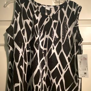 New with tag, TanJay Dressy top, size Medium